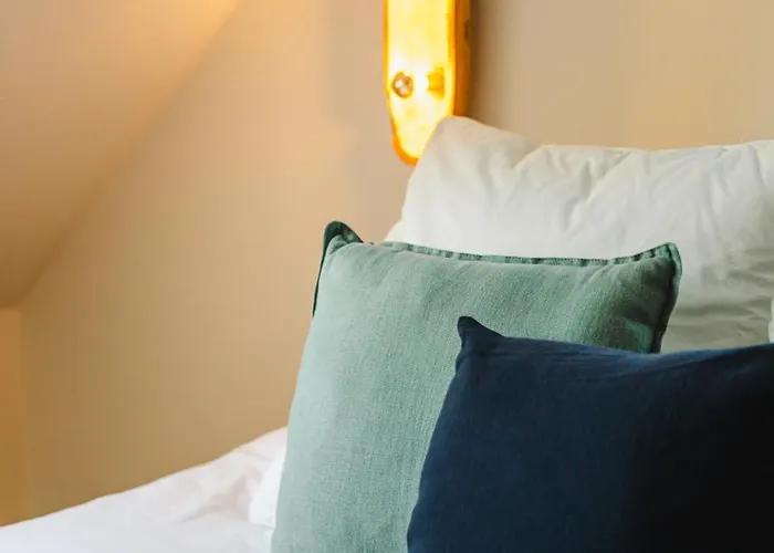 La Ligne Bleue Front De Et Vue Sur Tour Vauban Feriehus Saint-Vaast-la-Hougue